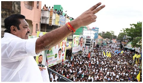 பள்ளி மாணவர்களிடம் நாட்டு வெடிகுண்டு: உரிய நடவடிக்கை எடுக்க இபிஎஸ் வலியுறுத்தல்