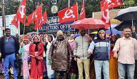 தமிழகம் முழுவதும் பரவும் தூய்மைப் பணியாளர்கள் போராட்டம்!