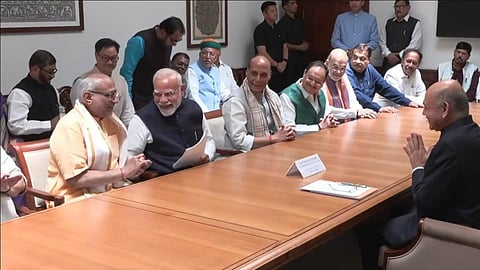 குடியரசு துணைத் தலைவர் தேர்தல்: வேட்புமனு தாக்கல் செய்தார் சி.பி.ராதாகிருஷ்ணன்