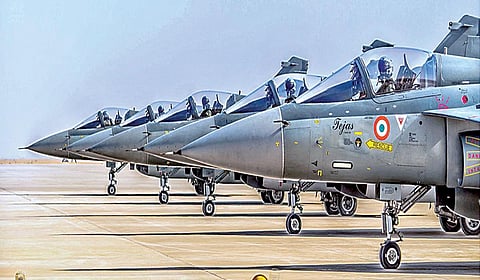 தேஜஸ் மார்க் 1ஏ ரக போர் விமானங்கள்.