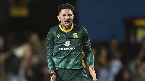 ஒருநாள் கிரிக்கெட் போட்டி தரவரிசை: முதலிடம் பிடித்தார் கேசவ் மகராஜ்