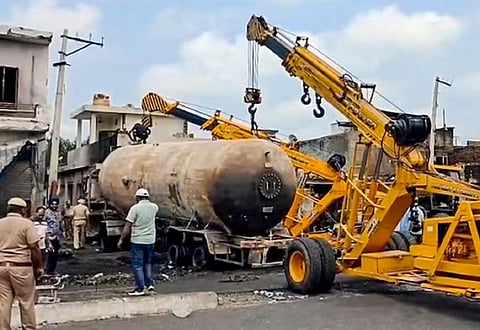 பஞ்சாபில் எல்பிஜி டேங்கர் லாரி வெடித்ததில் 7 பேர் உயிரிழப்பு, 15 பேர் படுகாயம்