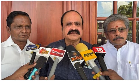 ‘இபிஎஸ் கீழ்ப்பாக்கம் சென்று பரிசோதனை செய்து கொள்வது நல்லது’ - பெங்களூரு புகழேந்தி