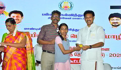 207 அரசு பள்ளிகள் மூடல் ஏன்? - அமைச்சர் அன்பில் மகேஸ் விளக்கம்