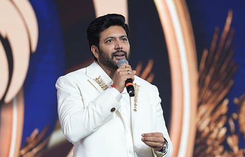 இயக்குநராக அவதாரம் எடுக்கும் ரவி மோகன்!