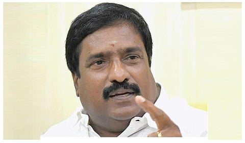 புதுச்சேரியில் அரசு உதவி பெறும் பள்ளி ஆசிரியர்களுக்கு 4 மாத சம்பளம் நிலுவை: திமுக கண்டனம்