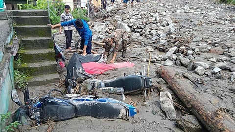 உத்தராகண்டின் சாமோலி, ருத்ரபிரயாக் மாவட்டங்களில் மேக வெடிப்பு: 8 பேர் மாயம்