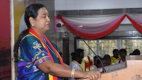 மாநிலங்களவை சீட் தருவதாக உறுதி கூறிவிட்டு முதுகில் குத்திவிட்டார் பழனிசாமி: பிரேமலதா குற்றச்சாட்டு