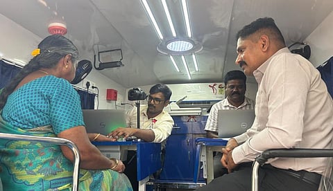 பாஸ்போர்ட் பெற தரகர்களை அணுக வேண்டாம்: மதுரை மண்டல பாஸ்போர்ட் அலுவலர் தகவல்