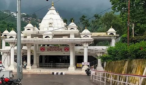 காஷ்மீரில் மீண்டும் நிலச்சரிவு: வைஷ்ணவி தேவி கோயில் யாத்திரை 9-ம் நாளாக நிறுத்தம்