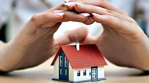 வீடு: நடுத்தர மக்களை காப்பது அவசியம்