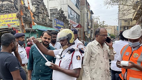 பெங்களூரு: வாகன ஓட்டிகளிடம் ரூ.106 கோடி அபராதம் வசூல்