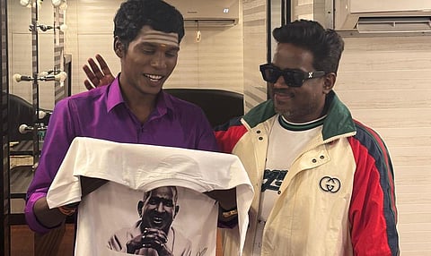 சூப்பர் சிங்கர் போட்டியாளருக்கு பரிசளித்த யுவன்!