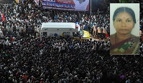 வலது - உயிரிழந்த மூதாட்டி சுகுணா