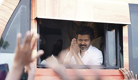 “அரசியல் பலத்தை காட்டவே விஜய் தாமதமாக வந்தார்” - போலீஸ் எஃப்ஐஆரில் தகவல்!