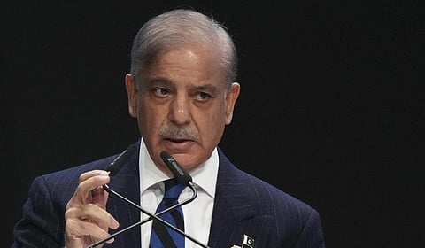 பிரதமர் ஷெபாஸ் ஷெரீபுக்கு எதிராக போராட்டம்: பாகிஸ்தான் ஆக்கிரமிப்பு காஷ்மீரில் 2 பேர் உயிரிழப்பு