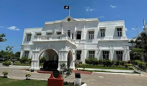 புதிய டிஜிபி தேர்வு பட்டியலில் 3 பேர் இடம் பிடித்தனர்