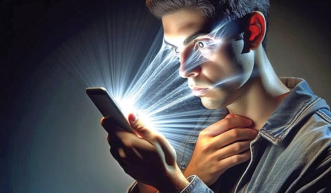 நீண்ட நேரம் செல்போன் பார்த்தால் என்ன ஆகும்?