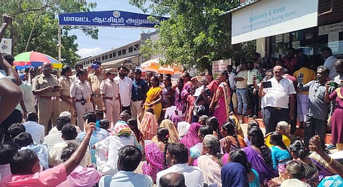 தனியார் சோலார் உற்பத்தி நிலையத்துக்கு எதிர்ப்பு: தென்காசியில் 8 பேர் தீக்குளிக்க முயன்றதால் பரபரப்பு