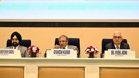 நவ.6, 11-ல் பிஹார் பேரவைத் தேர்தல்: வாக்கு எண்ணிக்கை 14-ம் தேதி நடைபெறும்