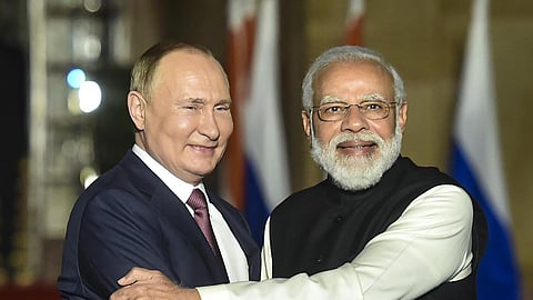 ரஷ்ய அதிபர் புதின் பிறந்த நாள்: பிரதமர் மோடி வாழ்த்து
