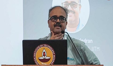 ஏஐ பயன்பாட்டுக்கான விதிமுறைகள் விரைவில் வெளியீடு: சென்னை ஐஐடி பேராசிரியர் ரவீந்திரன் தகவல் 