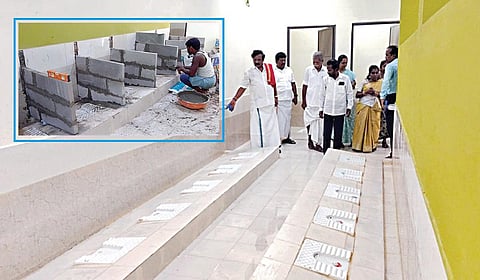 ஆடுதுறை அரசுப் பள்ளியில் திறக்கப்பட்ட சுகாதார வளாகம். (உள்படம்) சுகாதார வளாகத்தில் கட்டப்பட்டு வரும் தடுப்புச் சுவர்கள்.