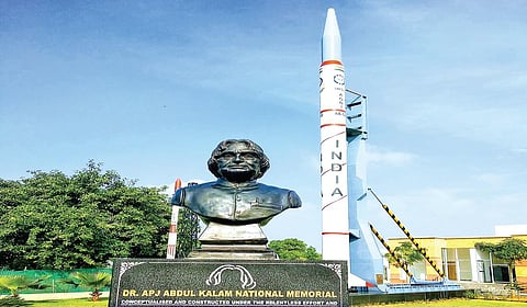 ஏவுகணை நாயகர் கலாம்!