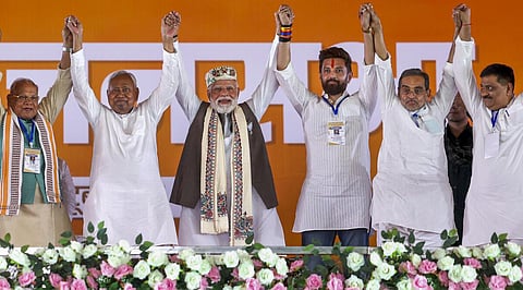 தேர்தல் பிரச்சாரத்தில் பிரதமர் மோடி மற்றும் கூட்டணி தலைவர்கள்