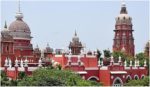 தமிழகத்தில் அடுத்த வாரம் முதல் வாக்காளர் பட்டியல் திருத்தப் பணிகள் - ஐகோர்ட்டில் தேர்தல் ஆணையம் தகவல்