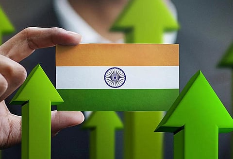 2025-26-ம் நிதியாண்டில் இந்திய பொருளாதாரம் 6.6 சதவீதம் வளரும்: சர்வதேச நிதியம் வெளியிட்ட அறிக்கையில் தகவல் 