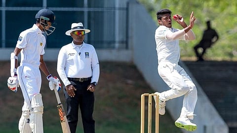 ஹாட்ரிக் விக்கெட்கள் வீழ்த்தி அர்ஜுன் சர்மா, மோஹித் சாதனை