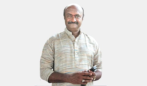 ஆரூர்தாஸிடம் கற்றுக் கொண்ட பாடம்... ‘பட்டாபி எனும் நான்’ - எம்.எஸ்.பாஸ்கர் | அத்தியாயம் 4