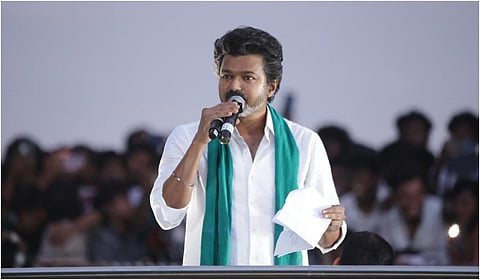 உரிய நேரத்தில் நெல் கொள்முதல் செய்யாதது ஏன்? - தமிழக அரசுக்கு விஜய் சரமாரி கேள்வி