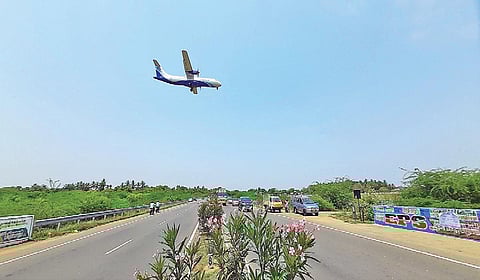 திமுக, அதிமுகவால் ‘டேக் ஆஃப்’ ஆகாத மதுரை விமான நிலையம்!