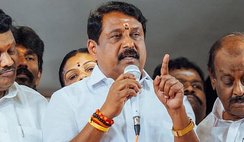 ஓபிஎஸ், தினகரன், செங்கோட்டையன் இணைந்திருப்பது யாருக்கு பலம்? - நயினார் நாகேந்திரன் கருத்து