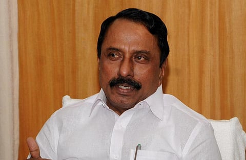 அதிமுகவில் இருந்து செங்கோட்டையன் நீக்கம் - முழு விவரம்