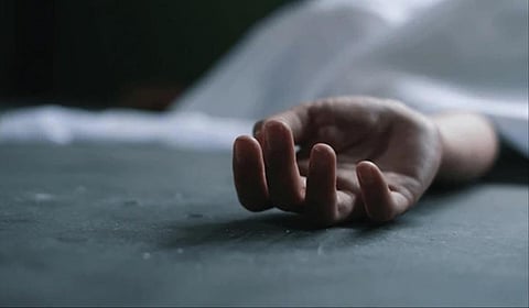 தி.மலை | 2 குழந்தைகளை கொன்று தந்தை தூக்கிட்டு தற்கொலை