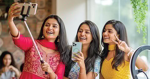 இன்ஸ்டா பெண்ணே நீ யாரோ? | பெண் கோணம்