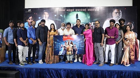 வீட்​டுக்​குத் தெரி​யாமல் ‘தாரணி’ படத்தை இயக்கிய இயக்​குநர்!