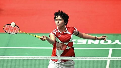 ஹைலோ பாட்மிண்டன்: உன்னதி ஹூடா வெளியேற்றம்