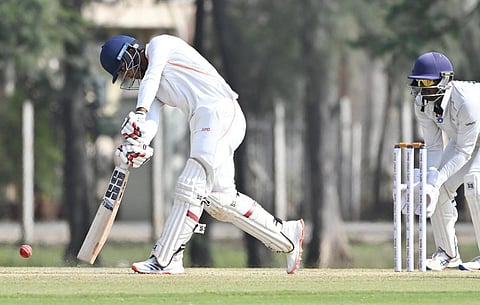 ரஞ்சி போட்டியில் விதர்பா அணி ரன்​ குவிப்பு