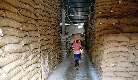 நெல் கொள்முதலில் நீடிக்கலாமா முறைகேடுகள்?