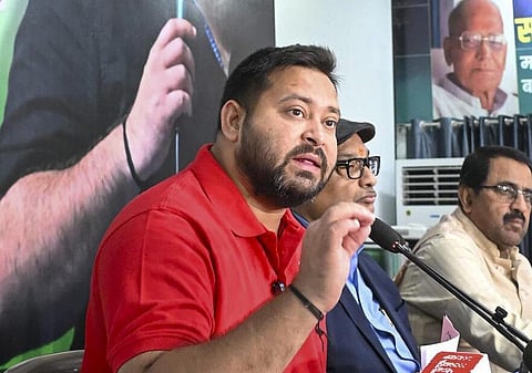 பொங்கல் பண்டிகைதோறும் மகளிர்க்கு ரூ.30,000 நிதியுதவி: தேஜஸ்வி யாதவ் வாக்குறுதி