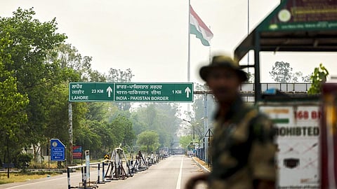 சீக்கியர் அல்லாத 14 பேருக்கு பாகிஸ்தான் அனுமதி மறுப்பு