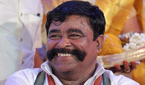 ‘இதைச் செய்யலைன்னா ஓட்டுக் கேட்டு போக முடியாது!’ - பரிதாபமாக புலம்பும் தென்காசி காங். எம்எல்ஏ