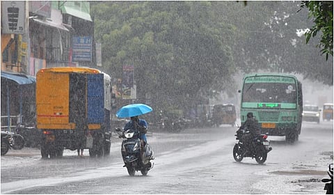 வானிலை முன்னறிவிப்பு: மதுரை, ராமநாதபுரம், சிவகங்கை, விருதுநகர், திண்டுக்கல், தேனியில் கனமழை வாய்ப்பு