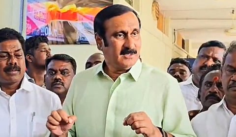 பாமக உட்கட்சி மோதல்: ‘எல்லாம் உங்களால் தான்’ - அன்புமணி ஆத்திரம்