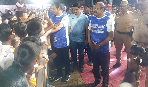 கரூரில் மாரத்தான், வாக்கத்தான் போட்டிகள் - செந்தில் பாலாஜி தொடங்கி வைத்தார்