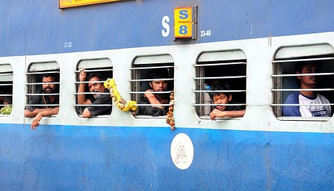 சபரிமலை மண்டல பூஜை: காட்பாடி, ஜோலார்பேட்டை வழியாக சிறப்பு ரயில்கள்